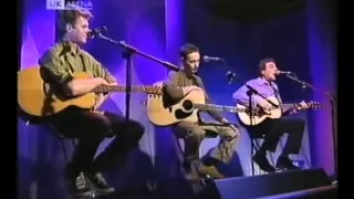 Graham Gouldman, Neil Finn, Roddy Frame. I`m Not In Love.