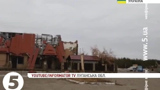 Терористи обстрілюють #Луганськ - зруйновано будинки