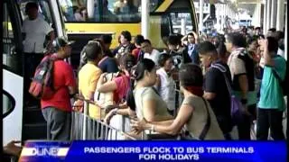 Travelers flock to bus terminals for holidays