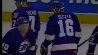 Alex Zhamnov nice assist to Ed Olczyk vs Senators (1995)