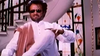 Narasimha Movie || Rajanikanth Stylish Action at Ramya Krishna's House