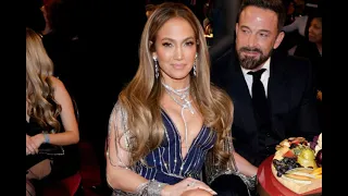 Ben Affleck Reveals What J Lo Whispered in His Ear at the Grammys