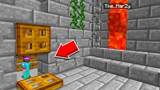 ABRO una TRAMPILLA 🚧 y encuentro una BASE SECRETA en MINECRAFT