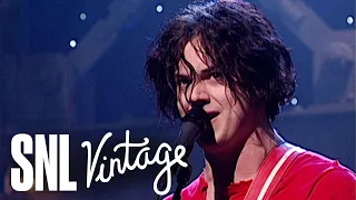 The White Stripes: Dead Leaves and the Dirty Ground (Live) - SNL