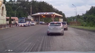 Пост ДПС ГИБДД в Магри. Post Road police in Gagra. We're going home.