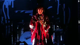 "Poor Song" Yeah Yeah Yeahs@Kings Theatre Brooklyn, NY 11/7/17