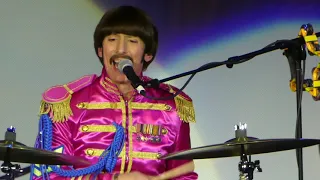 Sgt. Pepper's Lonely Hearts Club Band - A Little Help From My Friends -- The Fab Four