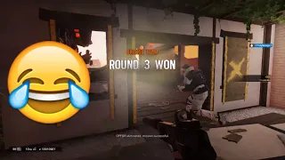 Dumb Player Throws Grenade and Kills Himself