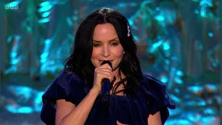 Cliff at Christmas - Andrea Corr - The Christmas Song - 17th Dec 2022