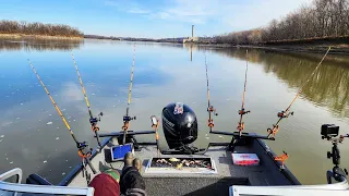 Fishing a GIANT RIVER in FRIGID TEMPS!! (Catch and Cook)