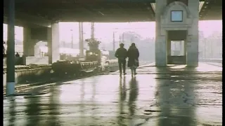 В лунном сиянии (отрывок). Прибытие поезда (фильм, 1995)