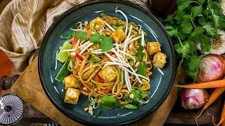 Mena Massoud's Tofu Pad Thai - Home & Family