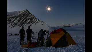 Éclipse solaire totale en Antarctique