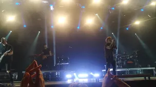 Papa Roach – None of the Above (Live in Moscow)