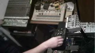 Dj Ké-seb Live-Act Acidcore Hardcore TR909 Roland MONOTRIBE Korg EA-1 (TB 303 TR 808 MC 505 ).avi