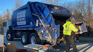 LRS Mack LE McNeilus Rear Loader Garbage Truck Packing Cleanup Junk