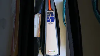 MS Dhoni Personal Bat Collection !! BEST QUALITY ASSURED😎✌🏻 #hardikpandya