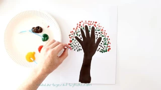 4 Season Handprint Tree