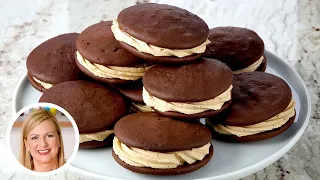 Professional Baker Teaches You How To Make WHOOPIE PIES!