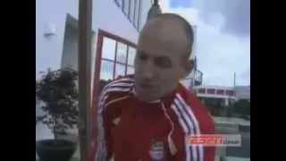 Arjen Robben fala de Romário