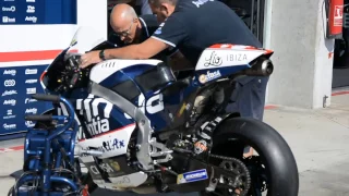 MotoGP Engine Sound - Ducati Desmosedici GP14.2, Avintia Racing Team