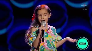 Miriam lorette canta "Y SI HACEMOS UN MUÑECO" de frozen en la voz kids México 2019