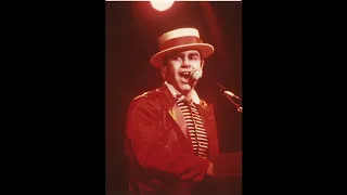 16. Kiss The Bride (Elton John - Live In Tucson: 8/18/1984)