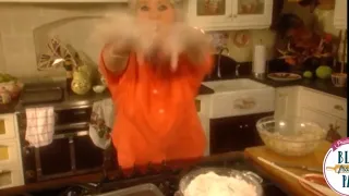 -YTP- Paula deen cooks her grandma paul into a cookie