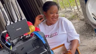 TOYIN ABRAHAM FUNNY DANCE AT HER SURPRISE BIRTHDAY CELEBRATION ON MOVIE LOCATION