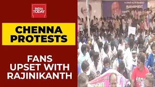 Fan Club Urges Rajinikanth To Join Politics, Holds Demonstration In Chennai | Breaking News