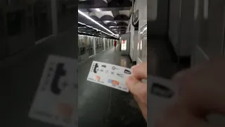 Сколько стоит вход в метро Парижа.