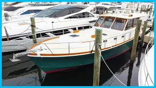 This 54' CLASSIC Yacht is SUBLIME [Full Tour] Learning the Lines