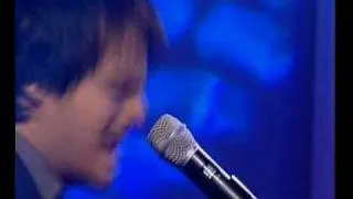Jamie Cullum performs 'I'm All Over It' on GMTV