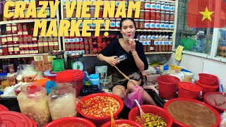 Vietnamese food and clothing market in Da Nang--Vietnam Vlog 🇻🇳🇻🇳