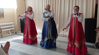 Ансамбль народной песни "ЗаряНица" - Морошка