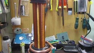 Трансформатор Тесла 10 кВ Сборка и тестирование Тесла. How to make a small Tesla Coil 10kV