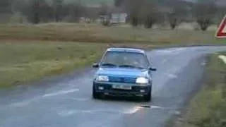 Peugeot 205 GTI drift