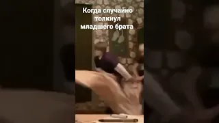 на мальчика упал шкаф