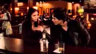 TVD S4x02- " This seat is Taken "(Elena feeds on Damon)