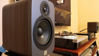 Q Acoustics Q3020 Bookshelf Speakers Sound Demo, Pop