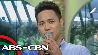 UKG: Tawag ng Tanghalan Grand Finalist Reggie Tortugo sings "Huwag Ka Lang Mawawala"