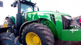 2014 John Deere 8360R 9.0 Litre 6-Cyl Diesel tractor (360HP)