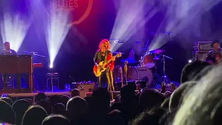 Samantha Fish - Loud + Bitch On The Run (Pontevedra 2022)