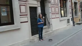 Stunning voice of a street performer in Warsaw, Poland June 2018