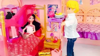 MIRACULOUS ADVENTURES | Marinette & Adrien Morning Routine Pink Doll House Poupées Routine Matinale