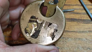 Self Made Champion 6 Lever Pancake Padlock Cutaway