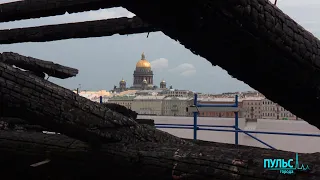 Особняк в центре Петербурга продолжает разрушаться