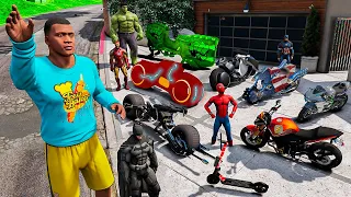 COLECIONANDO MOTOS DE SUPER-HERÓIS NO GTA 5!