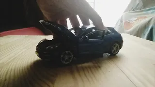 Unboxing of 1/24 Porsche Macan Turbo Burago Toys #porsche