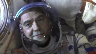 Полет Д. Медведева в космос. Прямое включение с МКС.